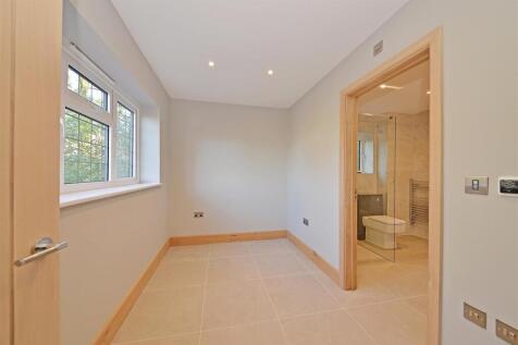 2 Forest Park - bed1dr.jpg