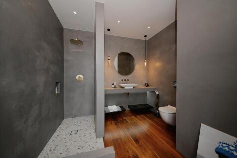 Apt 1 3-4 James Street - sr1.jpg