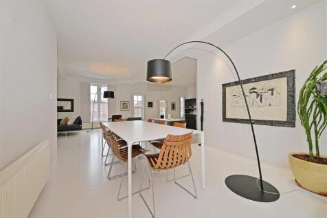 Apt 1 3-4 James Street - kitliv7.jpg