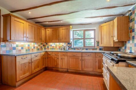 8640784-interior12.jpg