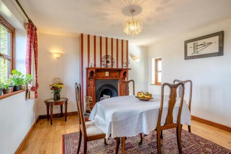 8640784-interior20.jpg