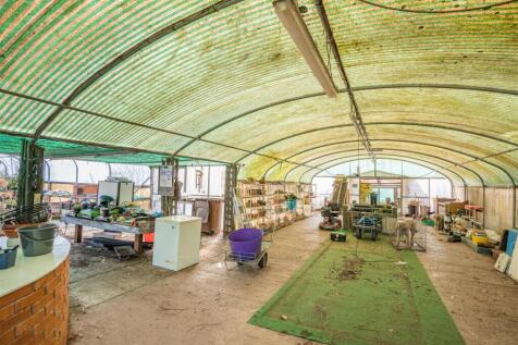 8640784-interior01.jpg