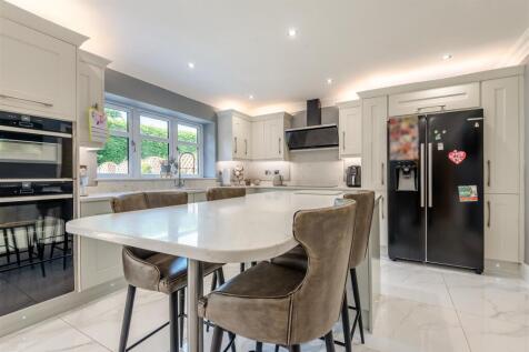 8606019-interior02.jpg