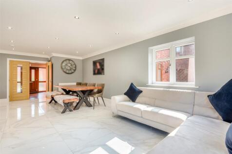 8606019-interior05.jpg