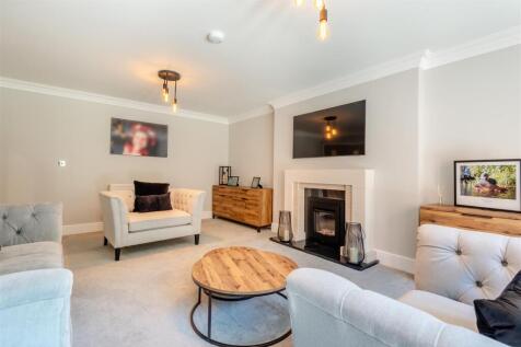 8606019-interior08.jpg