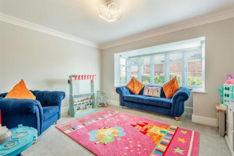 8606019-interior11.jpg