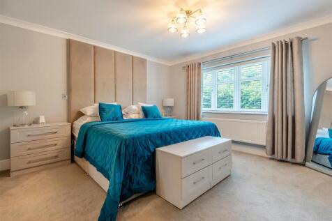 8606019-interior16.jpg