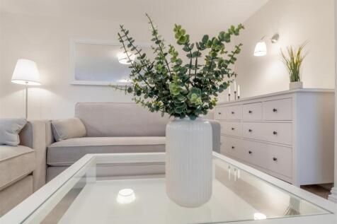 8633443-interior27.jpg