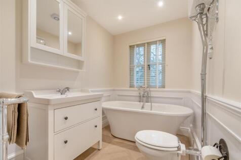 8633443-interior01.jpg