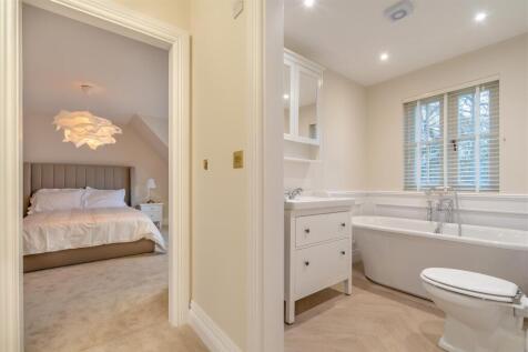 8633443-interior02.jpg