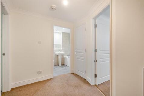 8566513-interior01.jpg