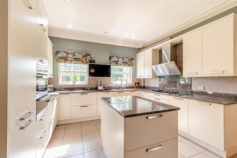 8641116-interior57.jpg