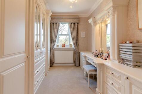 Principle Bedroom (3).jpg
