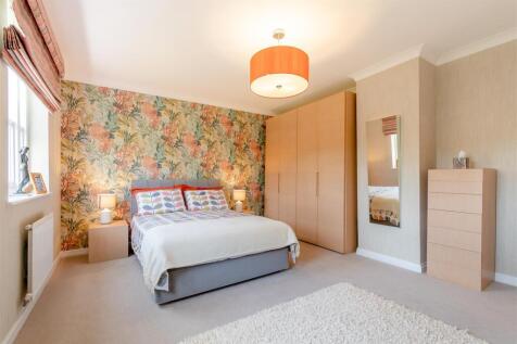 Bedroom 2 (1).jpg