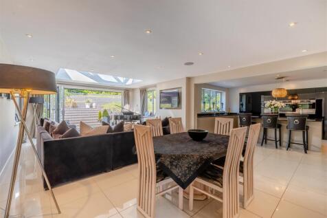 8644596-interior13.jpg