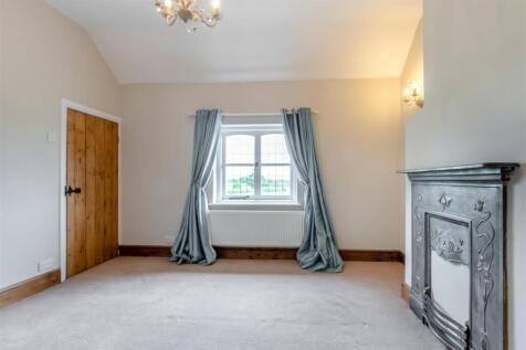 8646174-interior30.jpg