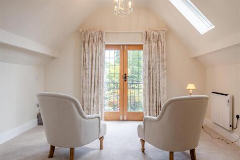 8646460-interior10.jpg