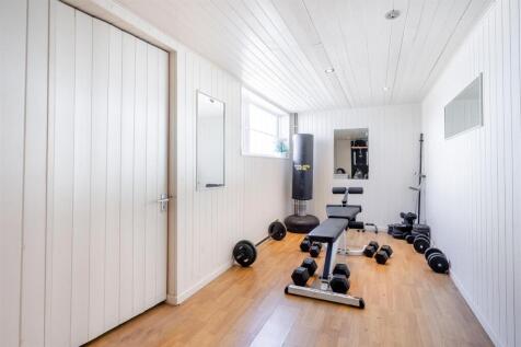 8649206-interior18.jpg