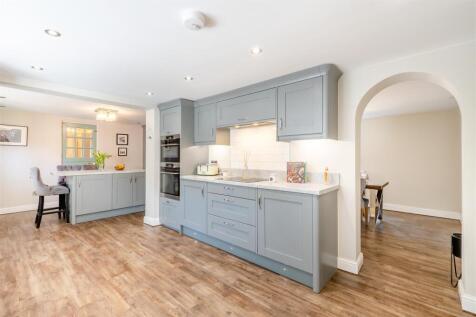 8649206-interior04.jpg