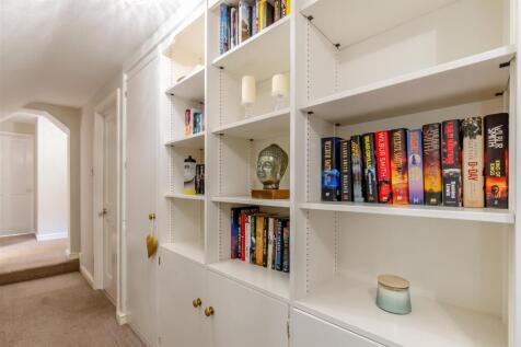 8649206-interior37.jpg