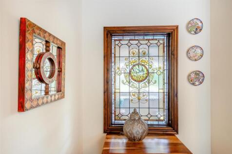 8648009-interior06.jpg