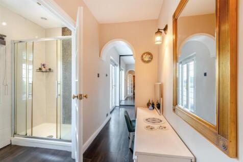 8648009-interior36.jpg