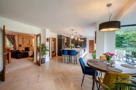 8647547-interior52.jpg