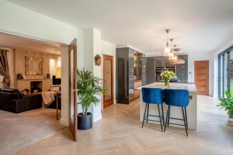 8647547-interior53.jpg