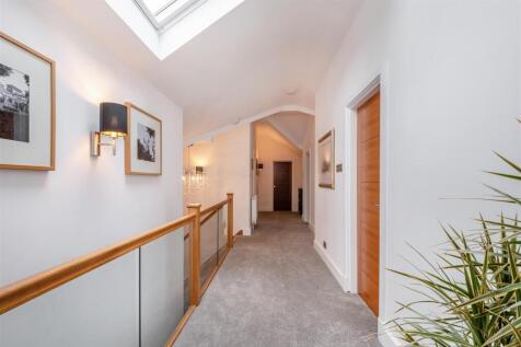 8647547-interior04.jpg