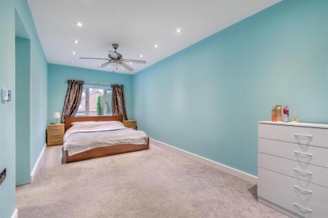 8629938-interior08.jpg
