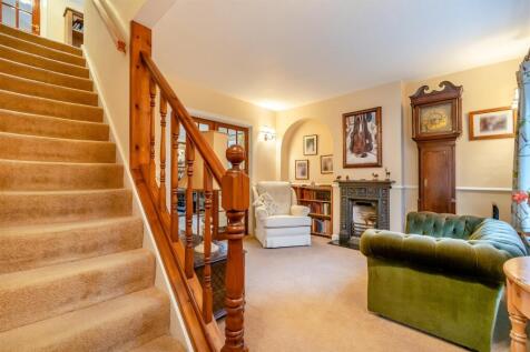 8636816-interior22.jpg