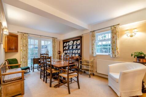 8636816-interior28.jpg
