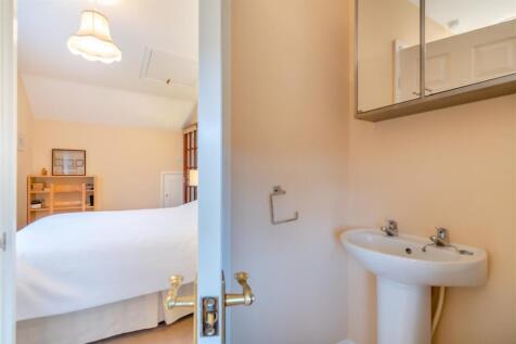 8636816-interior13.jpg