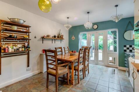 8649904-interior19.jpg
