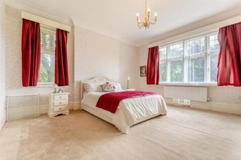 8599546-interior11.jpg