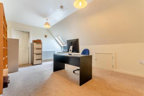 8599546-interior02.jpg