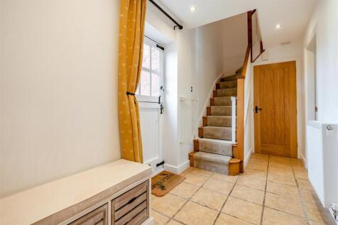 8651039-interior08.jpg
