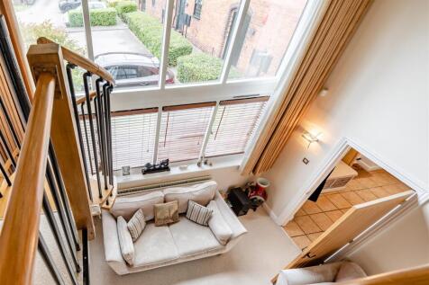 8651039-interior18.jpg