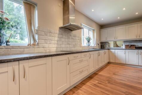 8651053-interior28.jpg