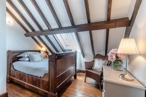 8651407-interior16.jpg