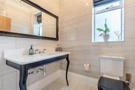 8633627-interior04.jpg