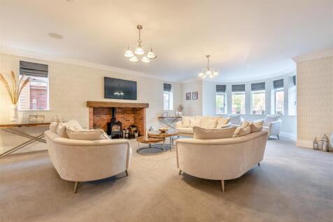 8633627-interior12.jpg