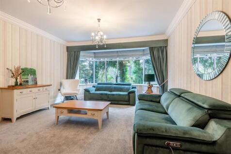 8633627-interior14.jpg
