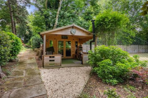 8652781-exterior21.jpg