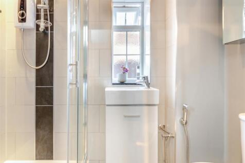 8652793-interior40.jpg