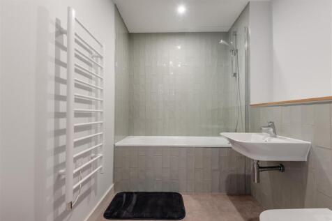 8652869-interior04.jpg