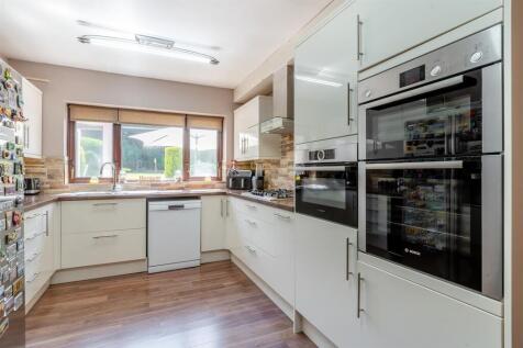 8655421-interior15.jpg