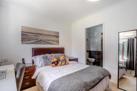 8655421-interior35.jpg