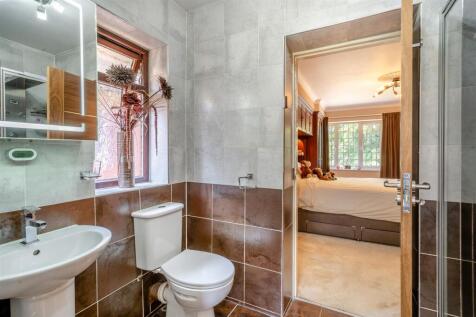 8655421-interior32.jpg