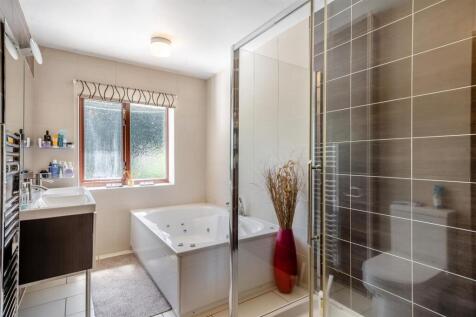 8655421-interior37.jpg